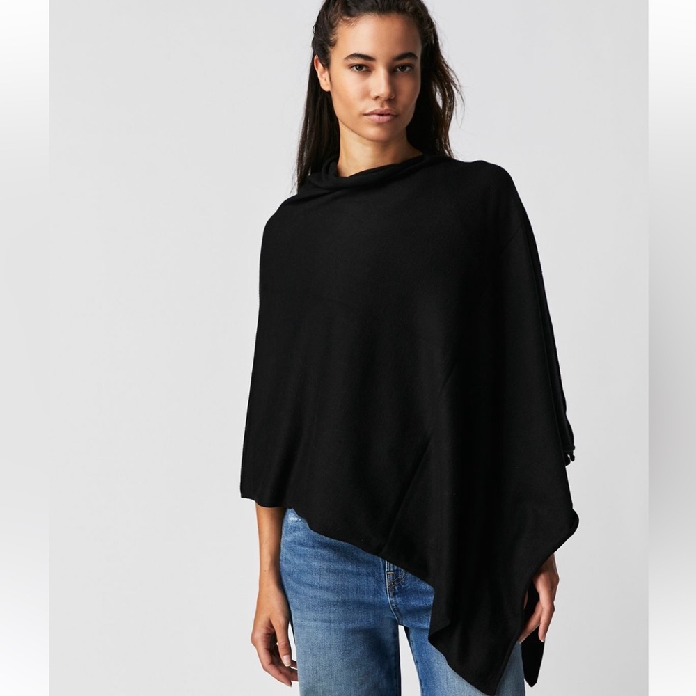 BRAND NEW - WT Free People Poncho